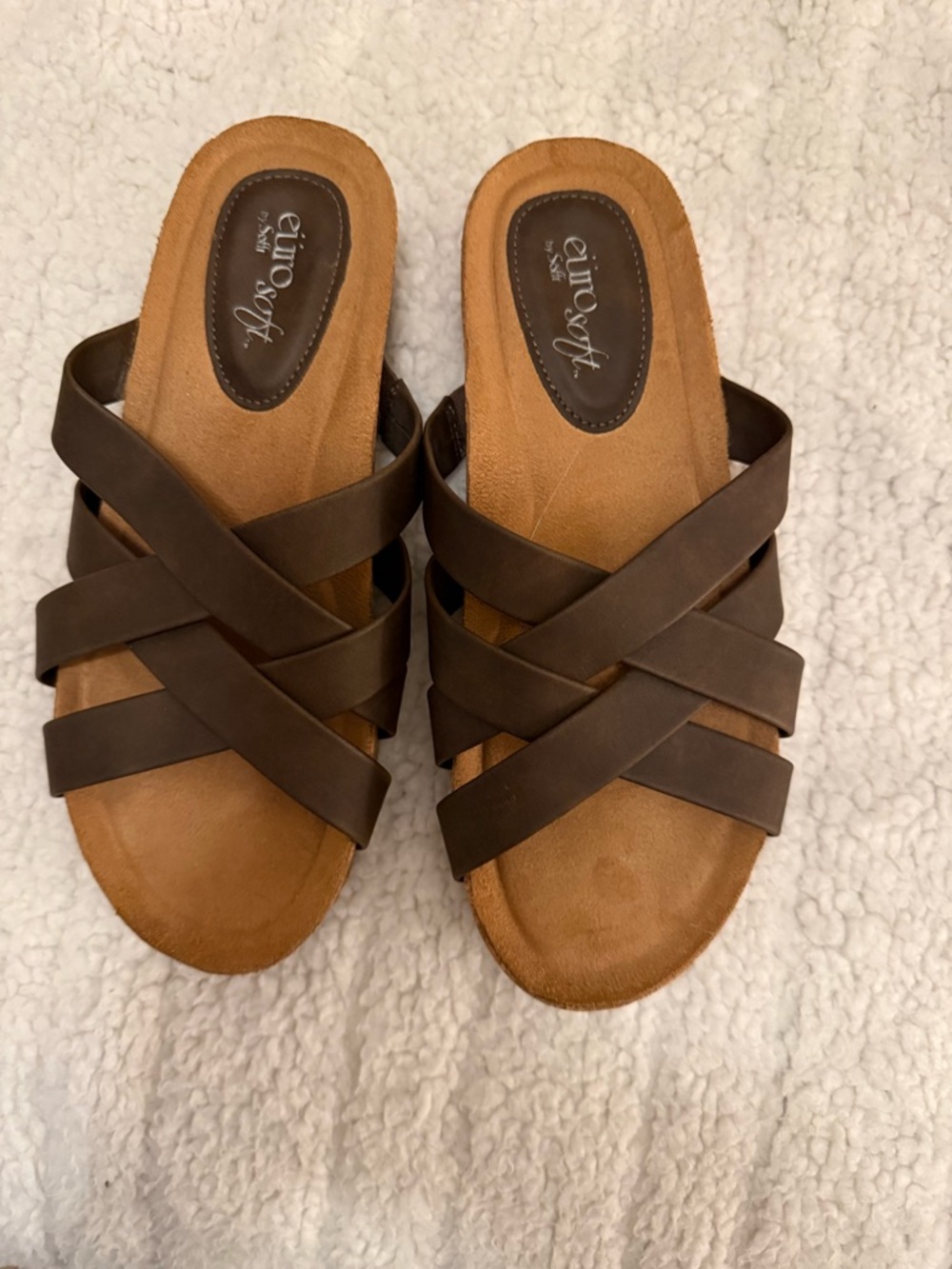 Euro soft sandals size 6 1/2 M